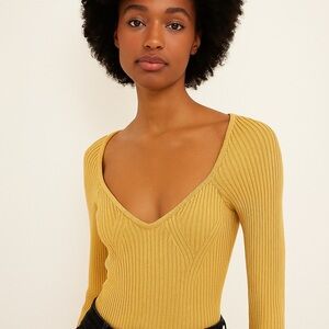 H&M Romantic Golden Yellow Ribbed Knit Top Size Small